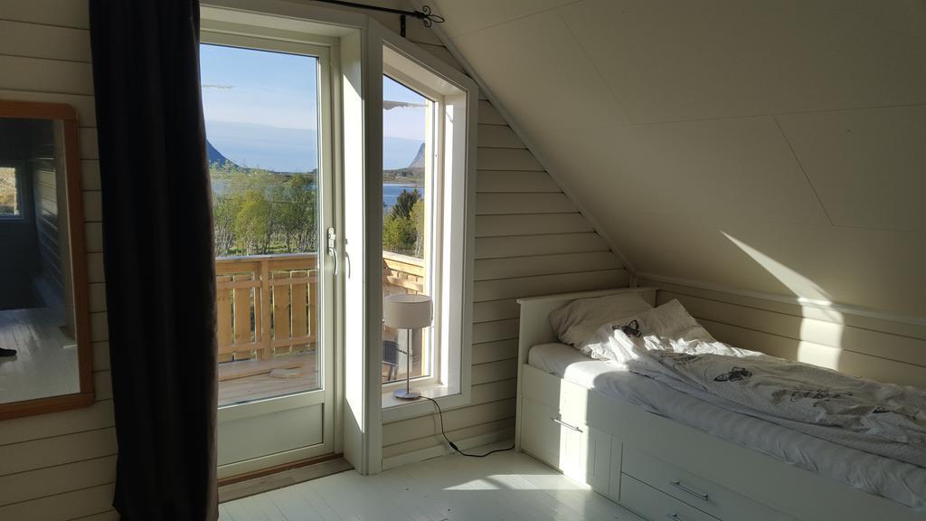 Holiday Home Lofoten Lyngværet Exterior photo